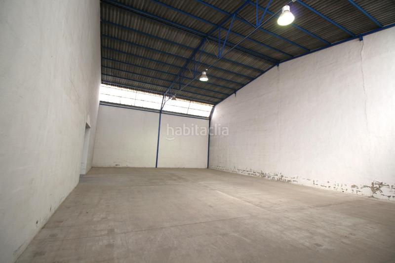 Foto 89d104b1-5ae7-4cf6-b5a0-cc045becb0d6. Rent industrial building in Pla de la Vallonga Alicante
