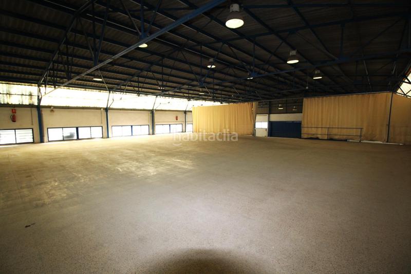 Foto c21a0fa4-2fd6-4434-b635-62a9295ca1dd. Rent industrial building in Pla de la Vallonga Alicante