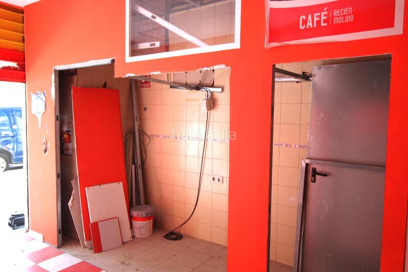 Foto c480350b-3a2f-41ea-8787-580124c59c04. Alquiler local comercial oportunidad de local comercial en avenida principal en San Juan de Alicante