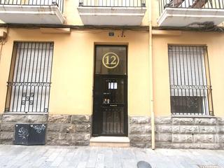 Edificio en Barrio del Centro. Edificio reformado en el corazón de alicante con oportunidad de