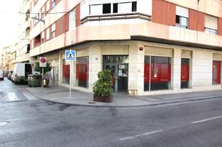 Lloguer Local Comercial a Almoradí. Amplio local comercial en almoradí, alicante  impulsa tu negocio