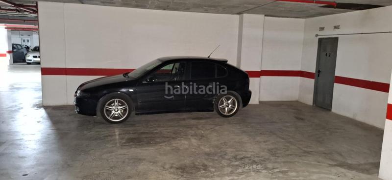 Foto b74583cc-6e05-4e59-bff4-9faf5fd36262. Parking coche oportunidad única! plaza de garaje trastero en venta en Alicante