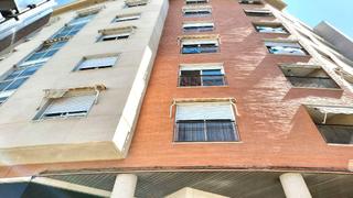Etagenwohnung in Reina Victoria - Miguel Hernández. Piso en elche alicante