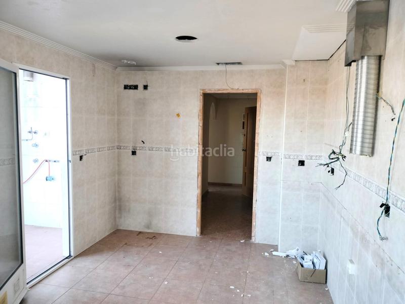 Foto 6a1e0e5f-90f2-43e1-9e5c-d69bd0260a0a. Appartement avec parking dans Reina Victoria - Miguel Hernández Elche / Elx