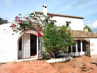 Maison à Partida Comunes-Adsubia. Magnífica casa en jávea