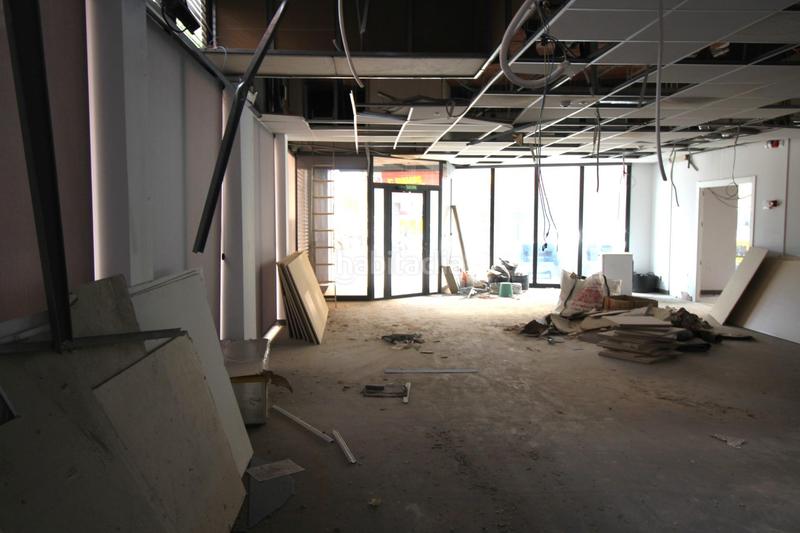 Foto b2436776-b4e1-4fd2-a565-41098ef483d6. Locale commerciale in Centro Urbano Dénia