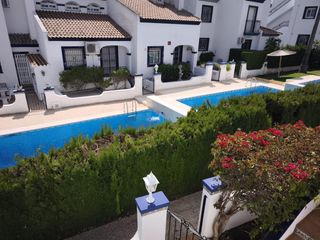 Casa a Villamartín-Las Filipinas. Bumgalow en orihuela costa