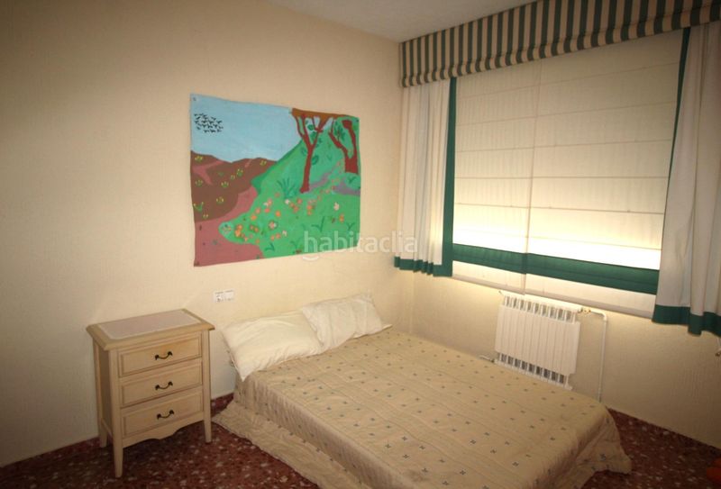Foto b1cc5f67-714b-436c-a945-7be6dbf0b95b. Xalet a Petrer