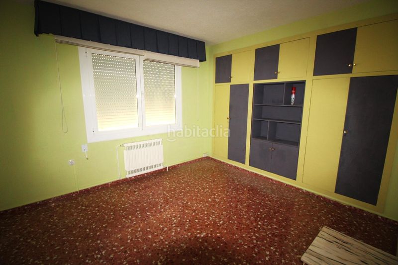 Foto f5e37507-fbfe-44be-b77b-d3abae966a71. Xalet a Petrer