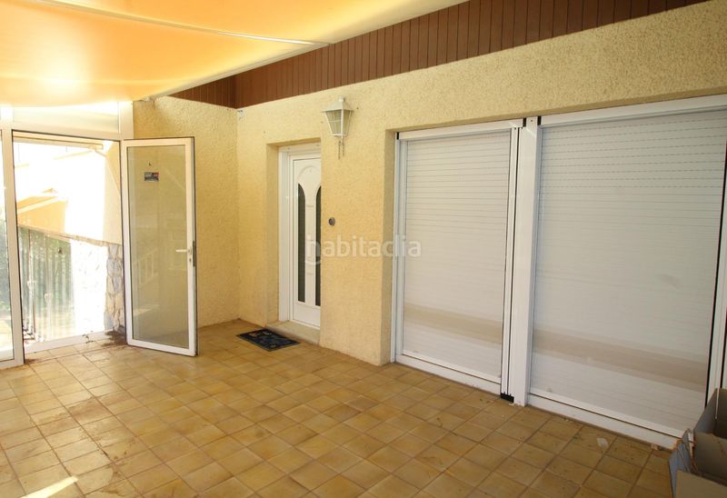 Foto f8eacdd7-6d15-4723-a229-152e005ace01. Xalet a Petrer