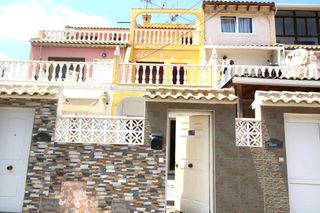 Casa adossada a Nueva Torrevieja. Chalet adosado en torrevieja