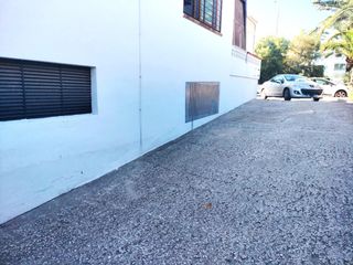 Local Comercial a Les Bovetes - La Felicidad