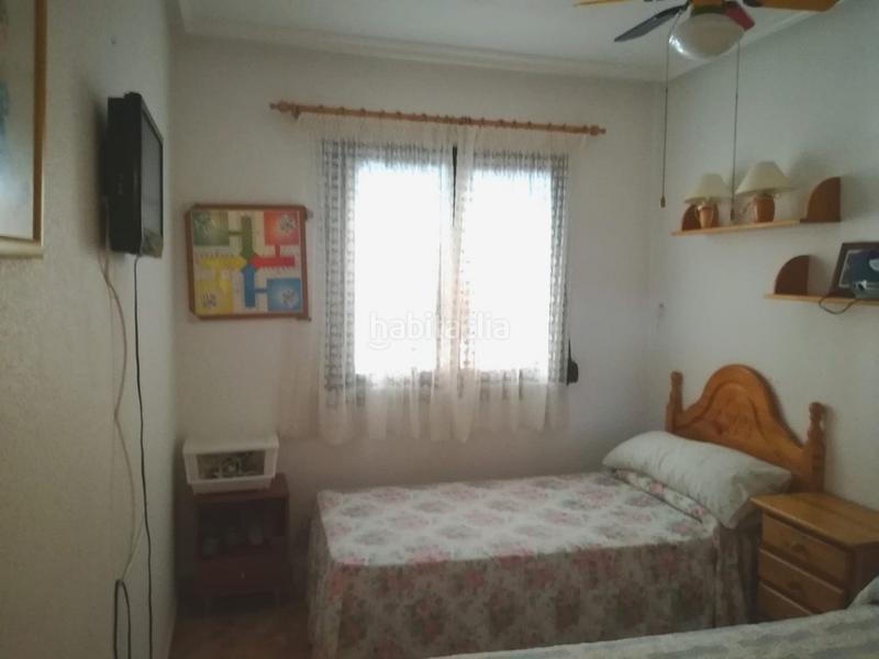 Foto 75237134-dced-460b-bb2e-ef809c4b9a47. Planta baja  con fachada a pasillo particular muy traquilo en Alcázares (Los)