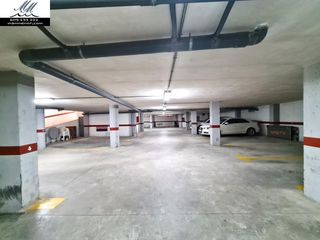 Aparcament cotxe a Los Nietos. Plaza de parking coche pequeño o moto. los nietos
