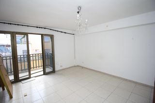 Pis a Foners. 4º piso por escalera en barrio de foners