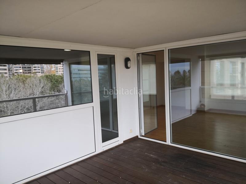 Foto 46e19a92-967c-4ca9-8ff9-98308d1e257c. Affitto appartamento con riscaldamento parcheggio piscina in Barcelona