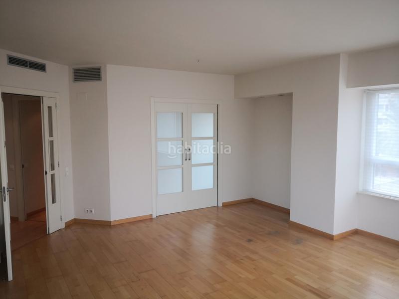 Foto 53fa5822-e367-453d-8d0c-d0cbdb04d5b4. Affitto appartamento con riscaldamento parcheggio piscina in Barcelona