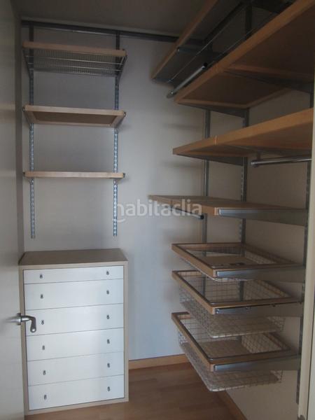 Foto b1372377-1856-4ec8-9d41-97657871cd86. Affitto appartamento con riscaldamento parcheggio piscina in Barcelona