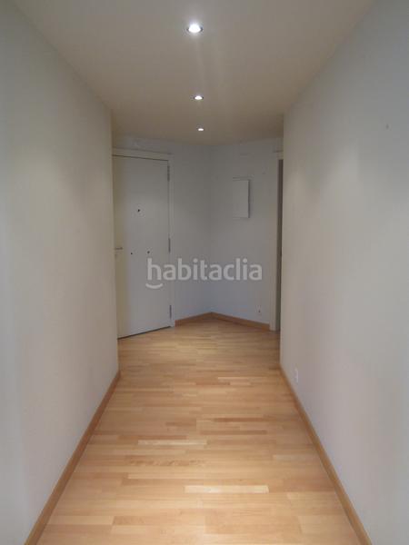 Foto e522d3fe-cc4e-4c87-a80f-6ff94cb068f9. Affitto appartamento con riscaldamento parcheggio piscina in Barcelona