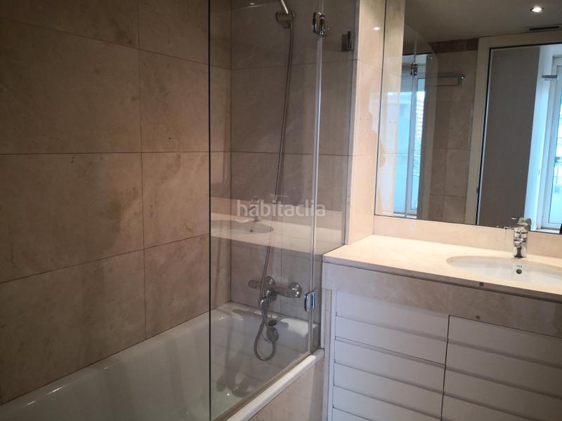 Foto f1a7bc0d-e5cf-4e03-b2c7-9b97dad26415. Affitto appartamento con riscaldamento parcheggio piscina in Barcelona