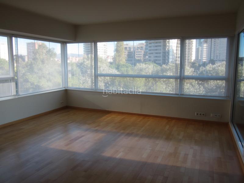 Foto 6c902dd8-00ff-4170-9f16-b600cd6f06fd. Lloguer pis amb calefacció aparcament piscina a Diagonal Mar i el Front Marítim del Poblenou Barcelona