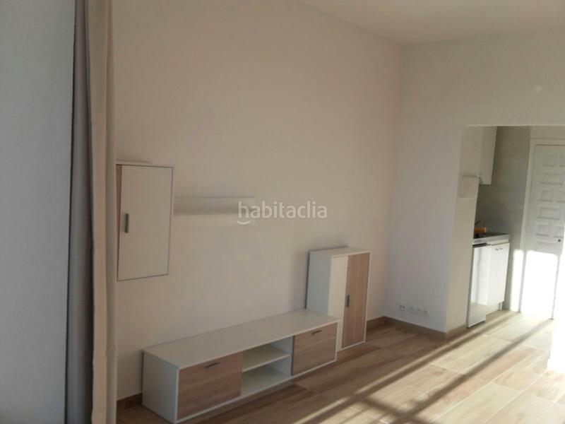 Foto 7d89db96-365a-4276-930f-9204917c489b. Estudio en carrer de l'alhambra 38 se vende estudio reformado con piscina y parking com. en Roses