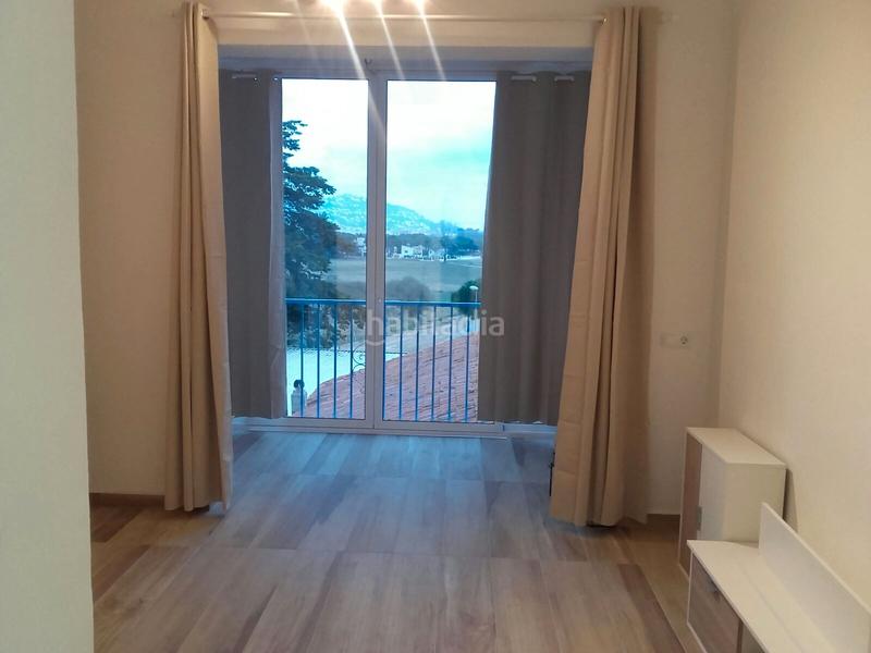 Foto d876fce4-cf0f-4c3c-8162-9c1dcc2aaa5d. Estudio en carrer de l'alhambra 38 se vende estudio reformado con piscina y parking com. en Roses