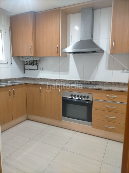 Foto 11726afa-c25b-4e21-92d5-23f55b07e82b. Piso oportunidad se vende piso en castelló d'empúries 3 hab parking privado en Castelló d´Empúries