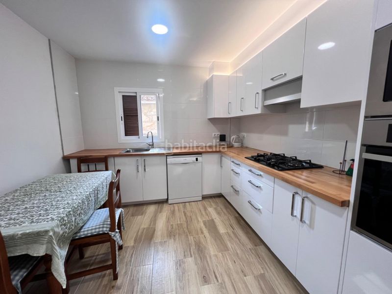 Foto b0620b86-eab6-4e5a-9e96-1b4f95a4cc19. Casa  edificio en Campanet
