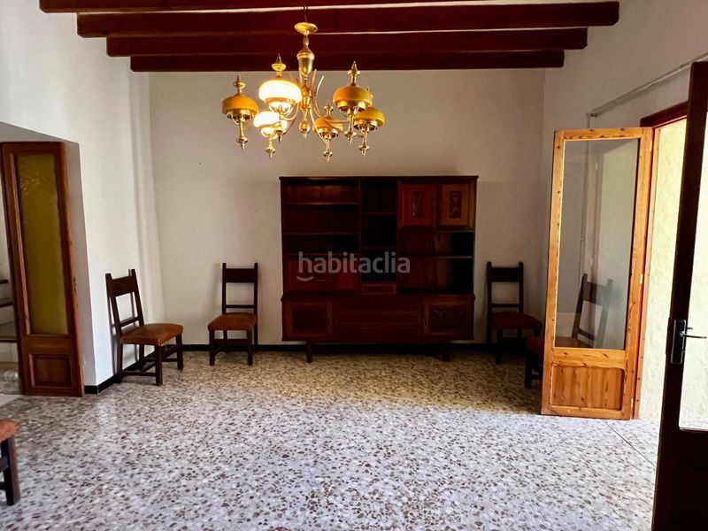 Foto 5d9a54d2-4d95-4b2d-afbb-6a4ec85a9310. Casa amb aparcament a Selva