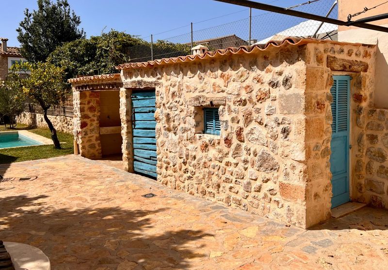 Foto a973df72-049e-4314-818c-08bd62ac5252. Casa amb piscina a Campanet