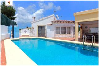 Chalet en Puerto. Maravillosa villa en jávea con pisicina y buena ubicación
