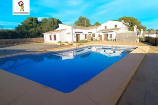 Miete Haus in Benissa Pueblo. Agradable apartamento en gran casa de campo con piscina cerca de