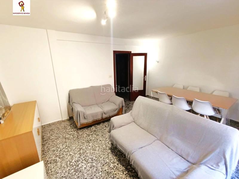 Foto d166fea3-5ced-42c2-a611-e92c3c8c5c49. Alquiler apartamento  con balcón con buena ubicación en Benissa