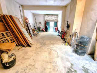 Location Parking voiture à Benissa Pueblo. Local versátil con patio y acceso directo para vehículos