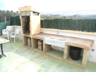 Affitto Casa in Benissa Pueblo. Bungalow con parcela y piscina comunitaria en alquiler en beniss