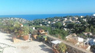 Miete Appartement in La Viña-Montemar-San Jaime. Acogedor apartamento con vistas al mar para alquiler anual