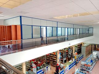 Lloguer Local Comercial a Benissa Pueblo. Gran local comercial para  alquilar en benissa