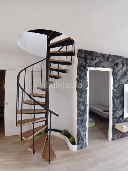 Foto 1e61f238-b2f5-40ec-8451-23f9294f0c03. Ático espectacular ático dúplex de ensueño , licencia turística . 4 dormitorios y 2 baños con gran terraza vista al mar y parki en Salou