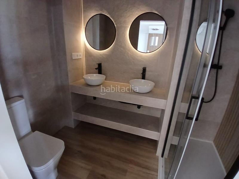 Foto 36a00e3b-b9d1-44ba-a2ec-daee3ee84d77. Ático espectacular ático dúplex de ensueño , licencia turística . 4 dormitorios y 2 baños con gran terraza vista al mar y parki en Salou