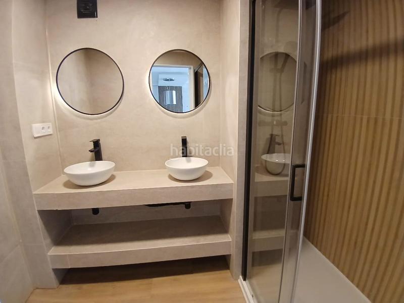 Foto 8d4f7a6b-7ea3-4a8f-8d70-726d98846a51. Ático espectacular ático dúplex de ensueño , licencia turística . 4 dormitorios y 2 baños con gran terraza vista al mar y parki en Salou