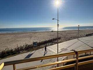 Appartement in Pep ventura 28. Frontal al mar estupendo apartamento de 3 habitaciones,con ascen