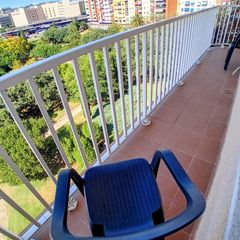 Pis a Nou Eixample Sud. Comodo piso de 3 dormitorios con espectaculares vistas al parc d