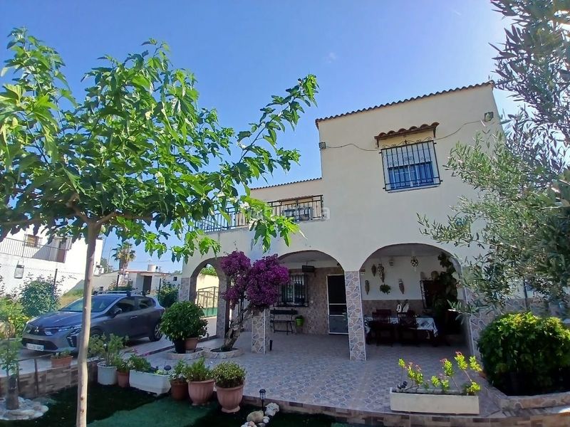 Foto 9e279957-8794-4bdd-af58-d612e9c567ae. Casa amb calefacció a Valls