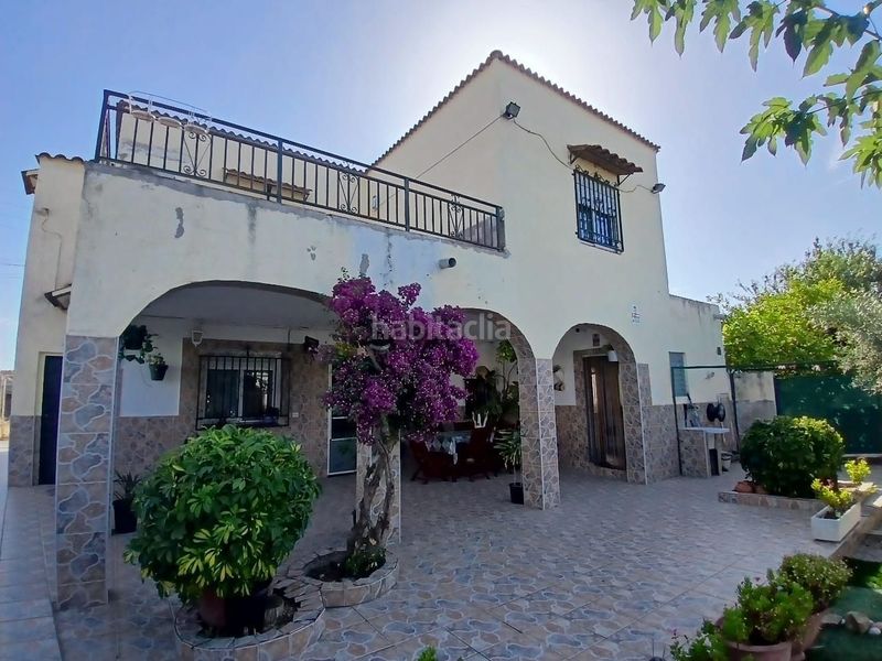 Foto b79f0262-db52-4224-80d2-9da4f23f6340. Casa amb calefacció a Valls
