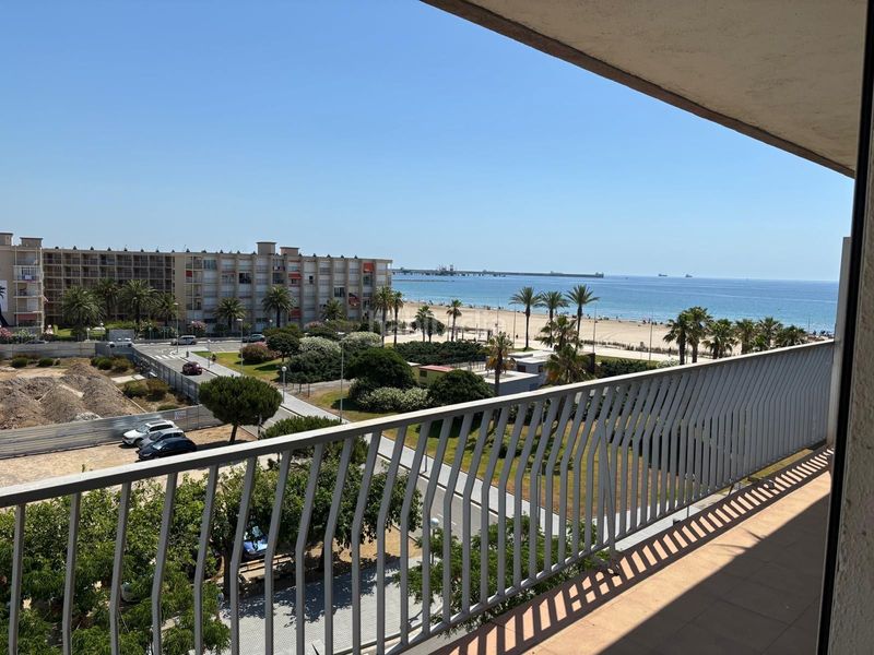 Foto f66d89da-81f1-4a9b-a93b-8cb600995a19. Apartament a carrer victoria dels angels 11 a La Pineda Vila-seca