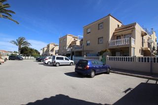Casa en Torreblanca. Bungalow planta alta con solárium y piscina en la mata
