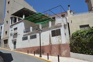Casa en Bolulla. Casa grande en bolulla
