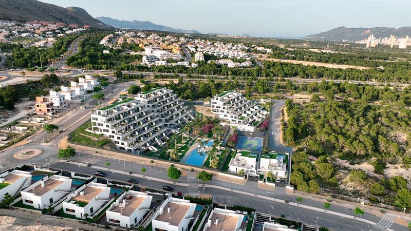 Foto 55448e0f-f97e-4a62-b144-5ac3dfa9e50c. Pis amb calefacció piscina a balcón de Finestrat-terra marina Finestrat