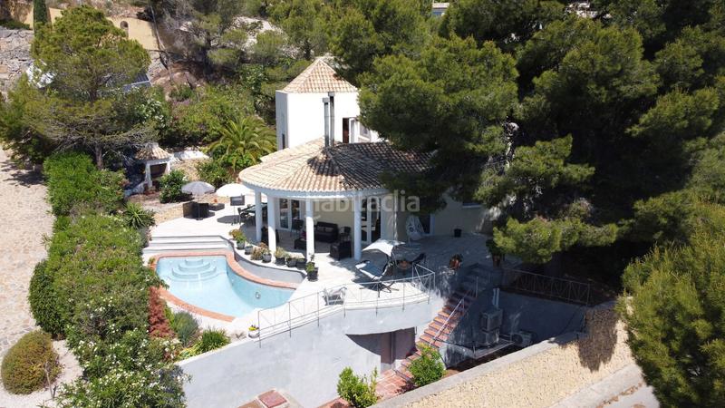 Foto 55498a4f-4790-4359-b67a-c34efb852dee. Casa amb calefacció piscina a Altea la vella Altea